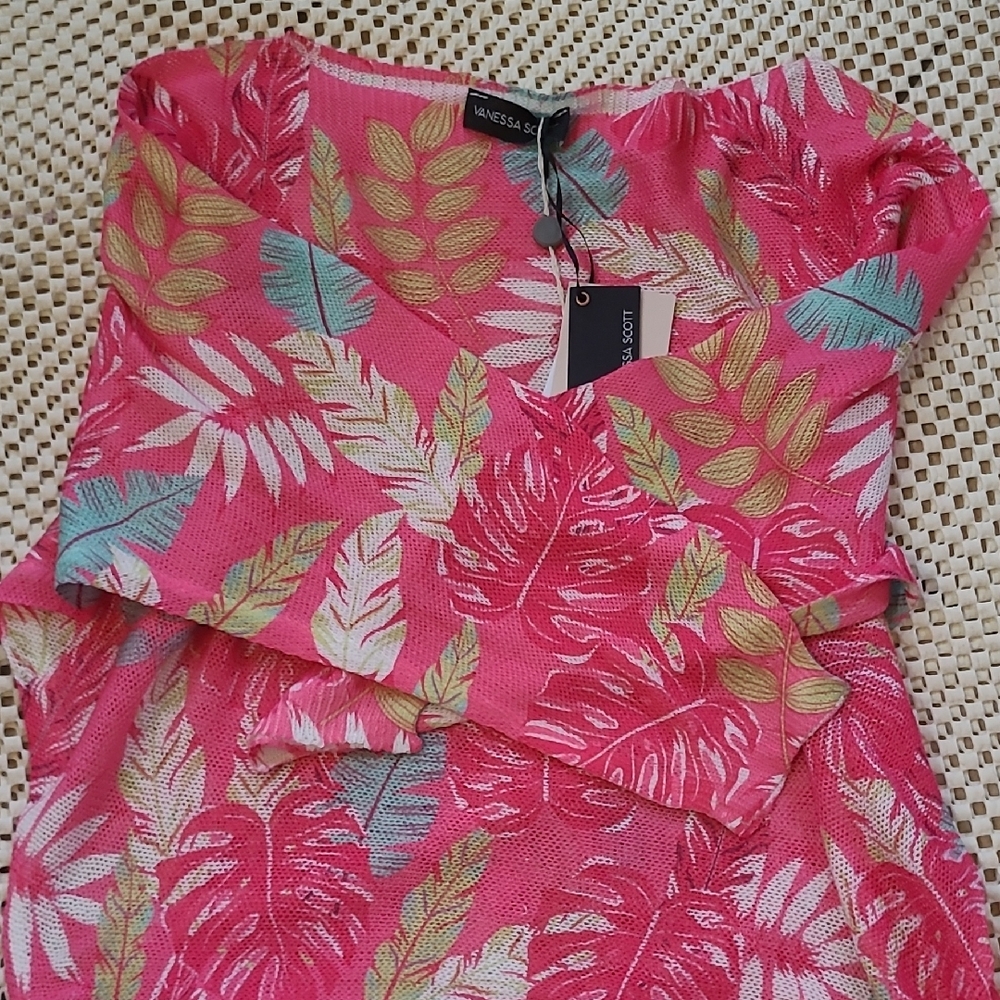 Vanessa SCOTT  Pink Leaf Print Sweater
